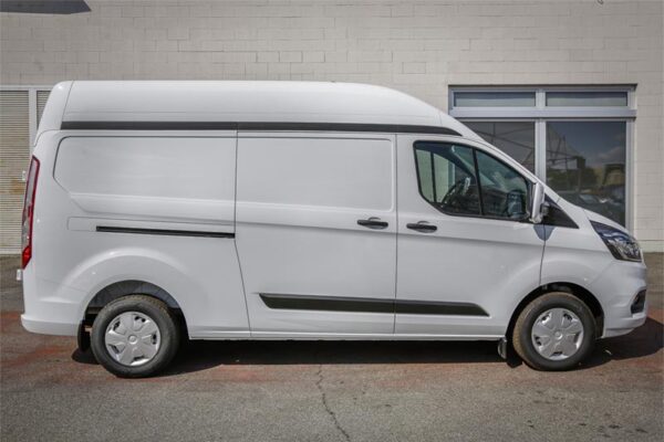 transit-custom-03 transit-custom-03