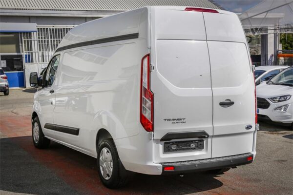 transit-custom-04 transit-custom-04