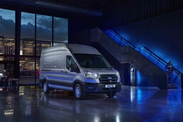 veicoli-commerciali-ford-transit-elettrico_11zon
