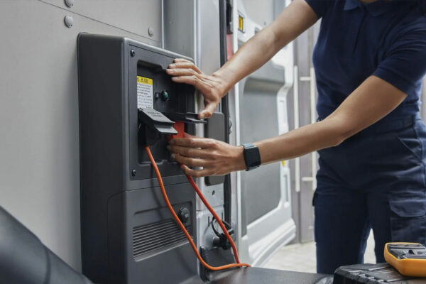 ford-eu-e_transit-Shot_13_V363_ETransit_Detail_ProPower_Rear_Load_Box_1_16x9-2160x1215.jpg.renditions.extra-large ford-eu-e_transit-Shot_13_V363_ETransit_Detail_ProPower_Rear_Load_Box_1_16x9-2160x1215.jpg.renditions.extra-large