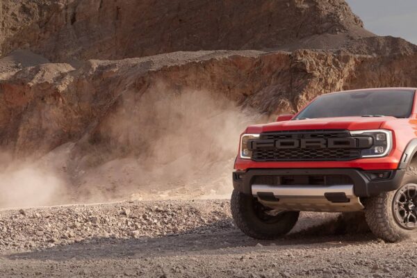 raptor_bb1-21x9-2160x925.jpg.renditions.original (1) nuovo-ford-ranger-raptor-header