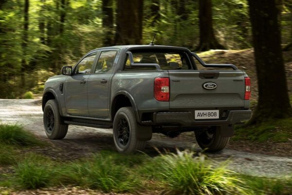 ford-ranger-eu-P703_EU_TREMOR_R34_Forest_Road_Retail_Plate-9x8-1200x1066.jpg.renditions.original ford-ranger-eu-P703_EU_TREMOR_R34_Forest_Road_Retail_Plate-9x8-1200x1066.jpg.renditions.original